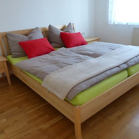 Ferienwohnung Kern Боденсдорф Стая снимка